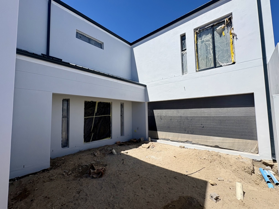 4 Bedroom Property for Sale in Sandown Western Cape